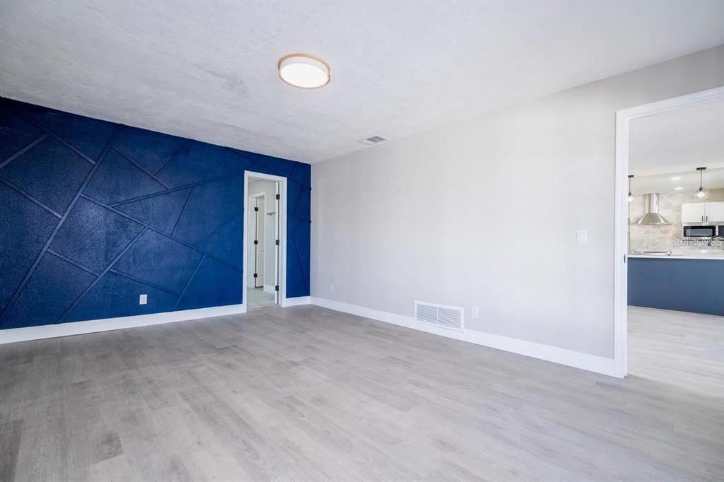 En Venta: $879,000 (3 camas, 3 baños, 1812 Pies cuadrados)