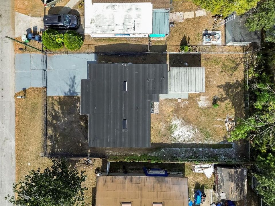 For Sale: $309,900 (3 beds, 2 baths, 938 Square Feet)