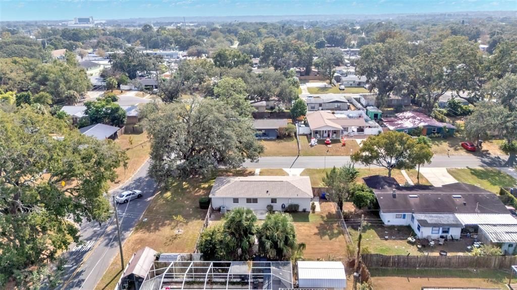 Под контрактом: $270,000 (3 спален, 2 ванн, 1220 Квадратных фут)