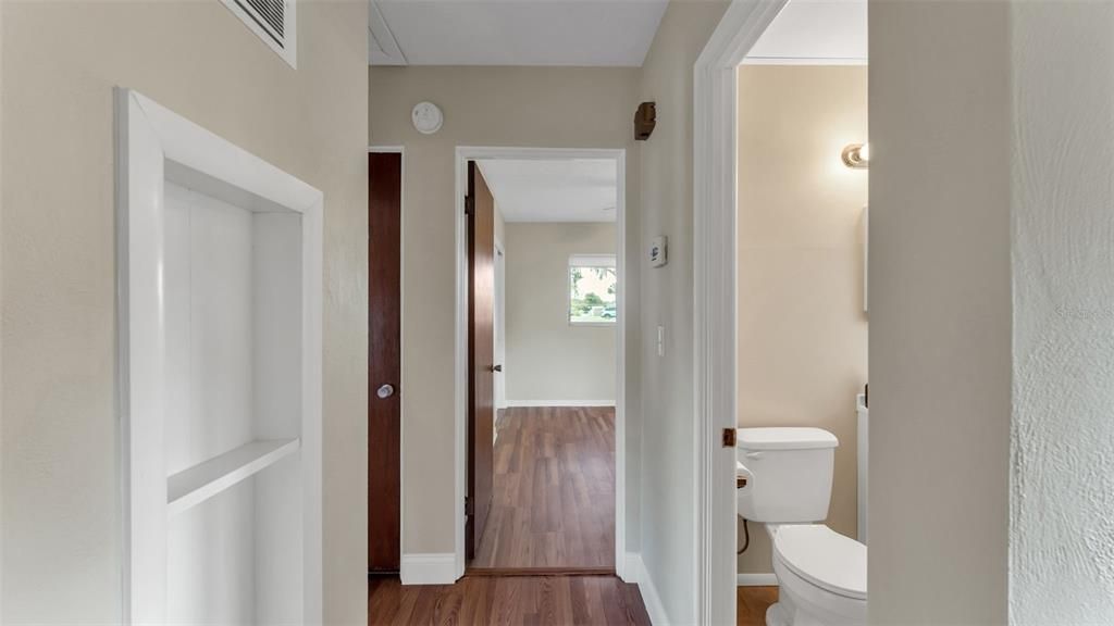 Под контрактом: $270,000 (3 спален, 2 ванн, 1220 Квадратных фут)