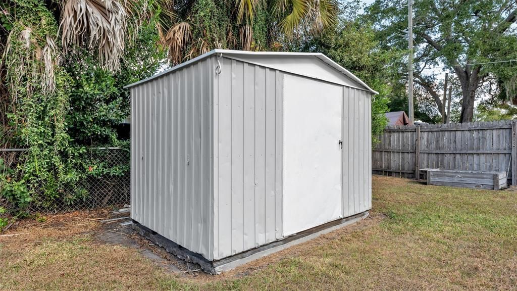 Под контрактом: $270,000 (3 спален, 2 ванн, 1220 Квадратных фут)