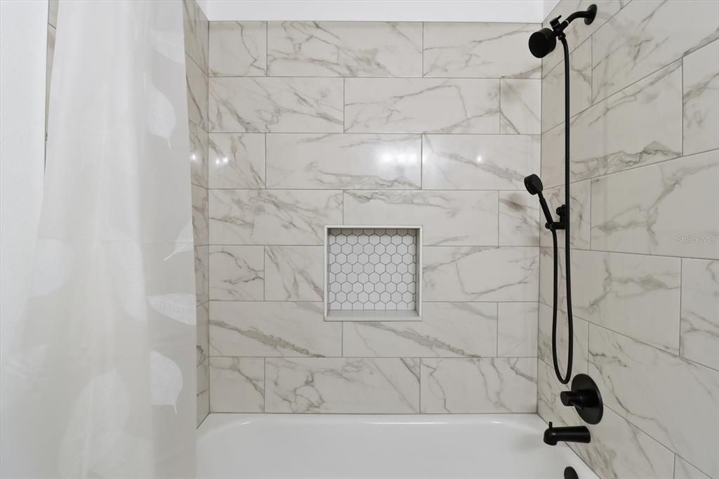 En Venta: $414,900 (3 camas, 2 baños, 1232 Pies cuadrados)