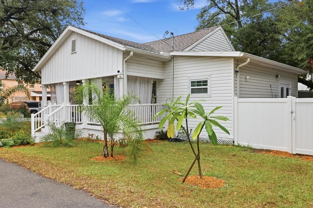 En Venta: $414,900 (3 camas, 2 baños, 1232 Pies cuadrados)