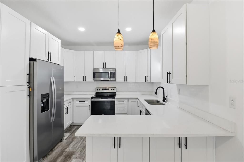 En Venta: $414,900 (3 camas, 2 baños, 1232 Pies cuadrados)