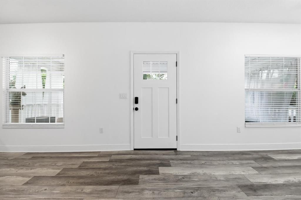 En Venta: $414,900 (3 camas, 2 baños, 1232 Pies cuadrados)