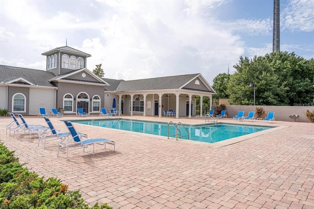 For Sale: $299,999 (3 beds, 2 baths, 1269 Square Feet)