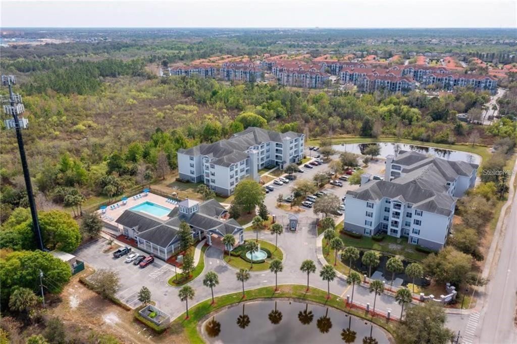 For Sale: $299,999 (3 beds, 2 baths, 1269 Square Feet)