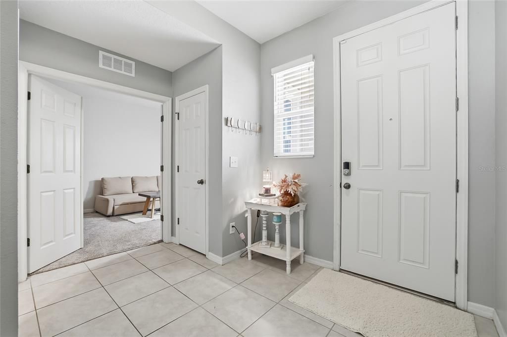 For Sale: $430,000 (4 beds, 2 baths, 2589 Square Feet)