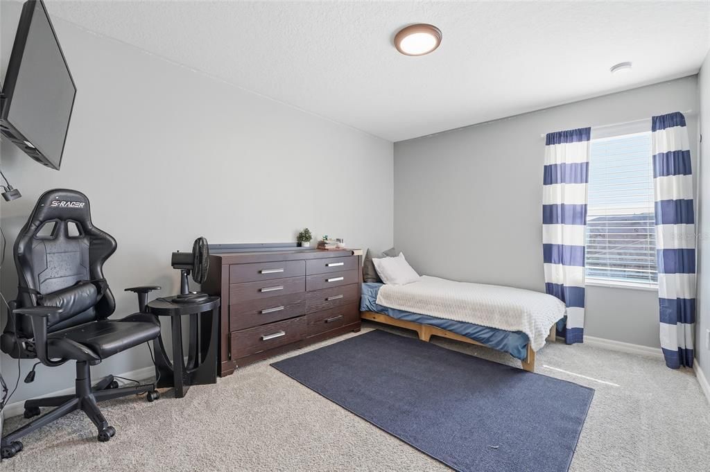 For Sale: $430,000 (4 beds, 2 baths, 2589 Square Feet)