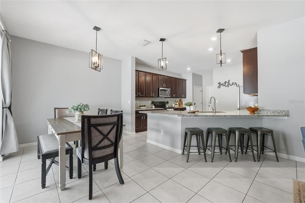 For Sale: $430,000 (4 beds, 2 baths, 2589 Square Feet)