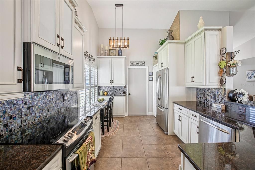 En Venta: $499,900 (3 camas, 2 baños, 1525 Pies cuadrados)