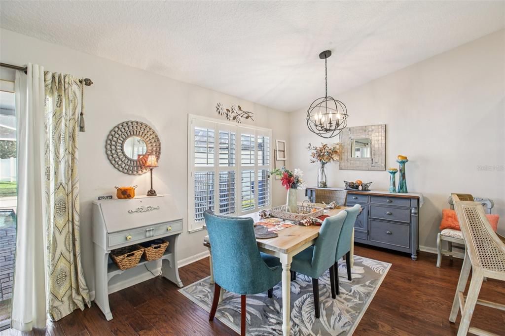 En Venta: $499,900 (3 camas, 2 baños, 1525 Pies cuadrados)