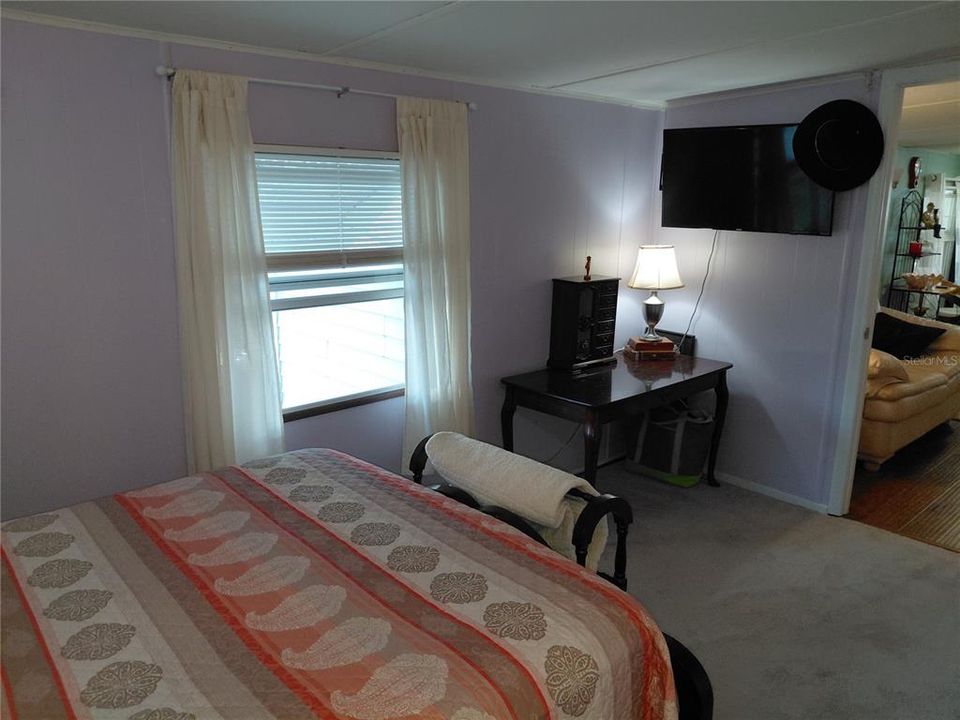 待售: $134,900 (2 贝兹, 1 浴室, 1161 平方英尺)