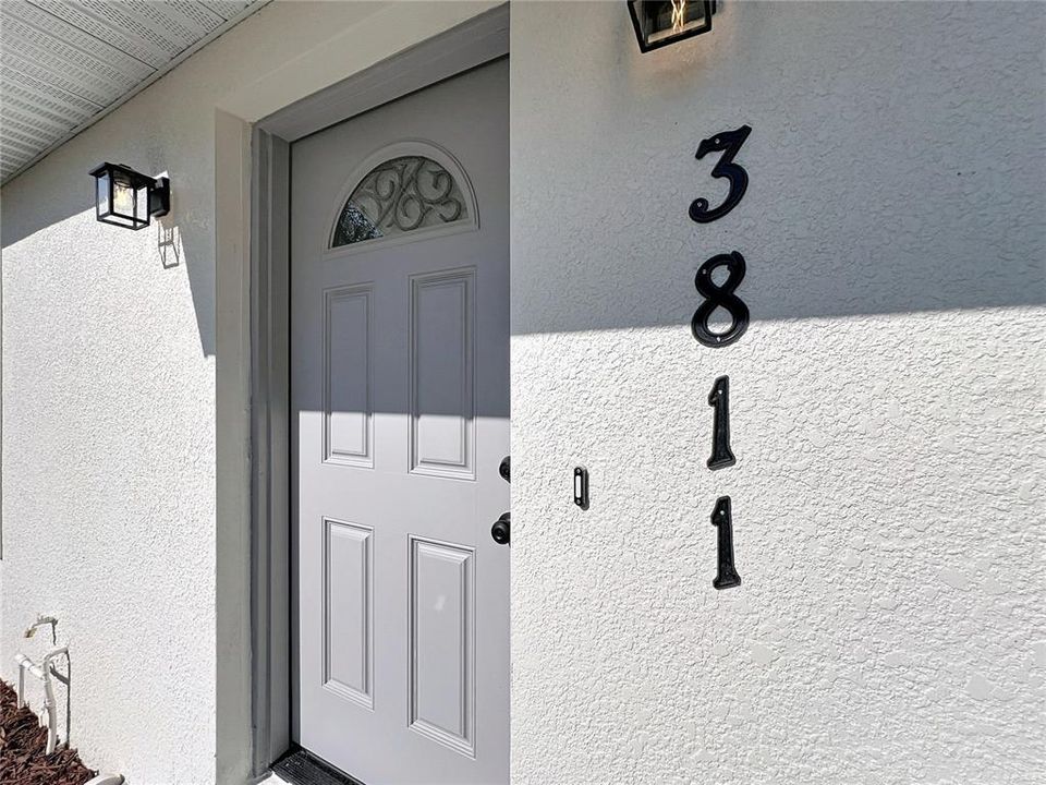 待售: $297,000 (2 贝兹, 1 浴室, 720 平方英尺)