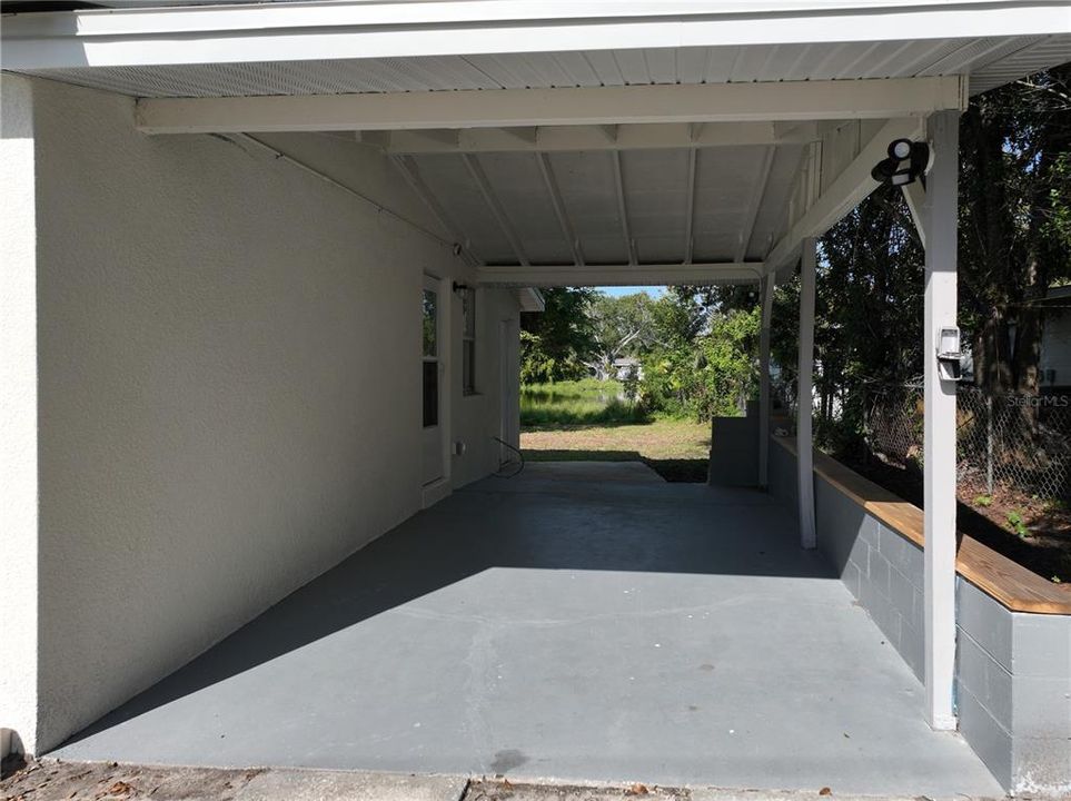 待售: $297,000 (2 贝兹, 1 浴室, 720 平方英尺)