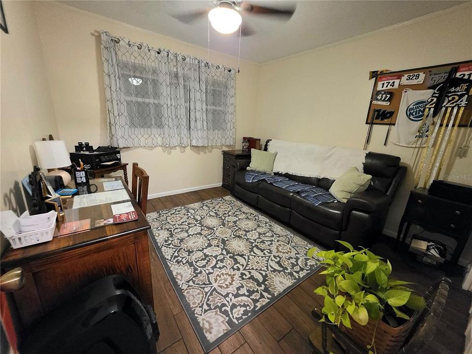 待售: $345,000 (3 贝兹, 2 浴室, 1704 平方英尺)