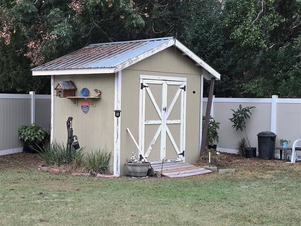 待售: $345,000 (3 贝兹, 2 浴室, 1704 平方英尺)