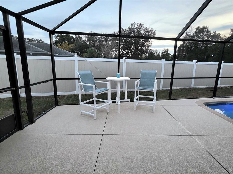 待售: $345,000 (3 贝兹, 2 浴室, 1704 平方英尺)