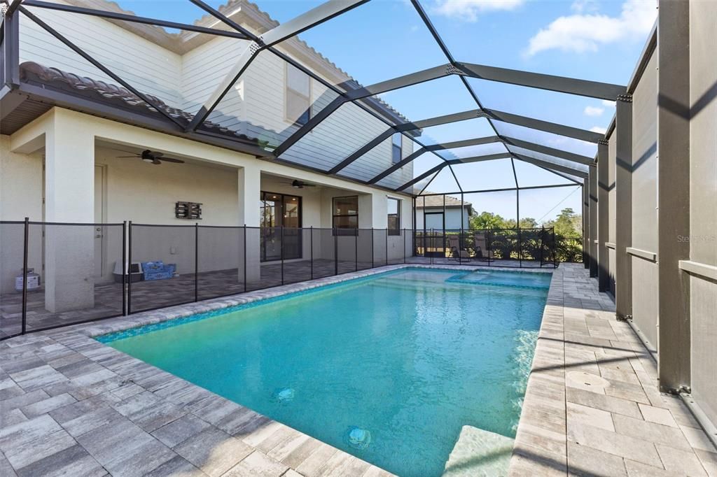 For Sale: $899,000 (6 beds, 4 baths, 3908 Square Feet)