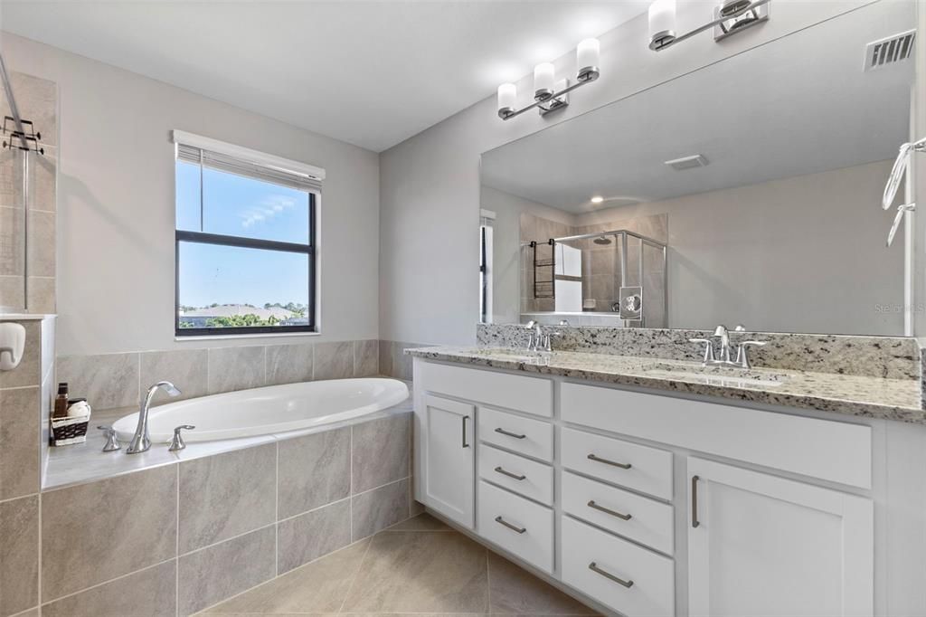 For Sale: $899,000 (6 beds, 4 baths, 3908 Square Feet)