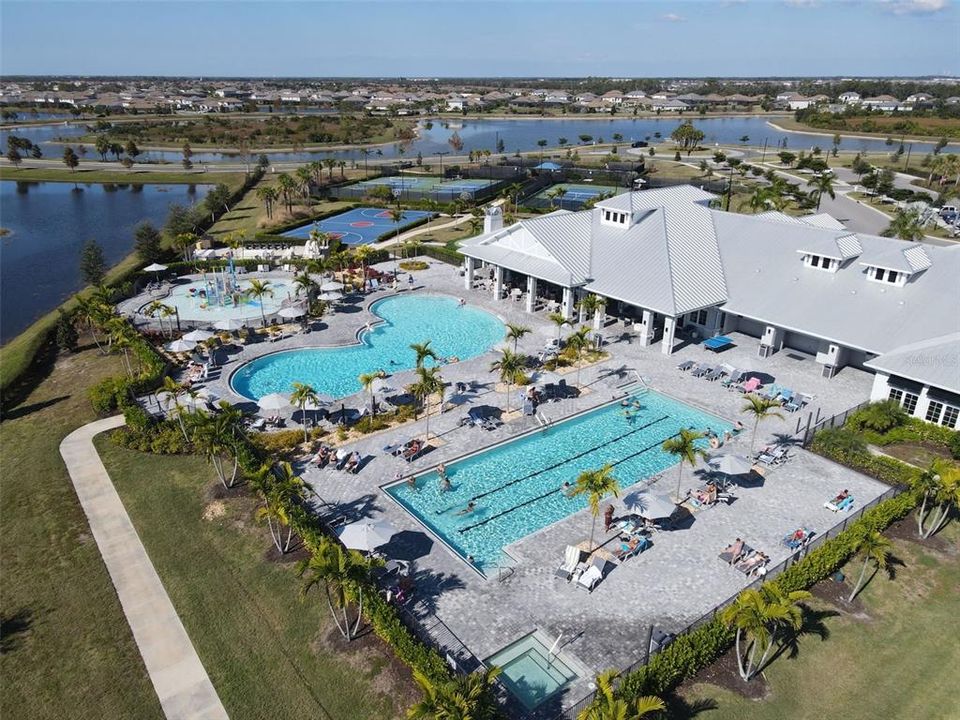 For Sale: $899,000 (6 beds, 4 baths, 3908 Square Feet)