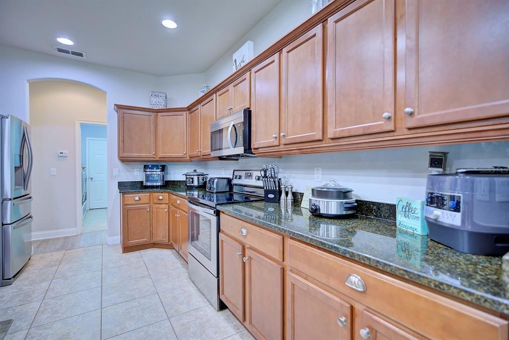 En Renta: $3,200 (4 camas, 3 baños, 2345 Pies cuadrados)