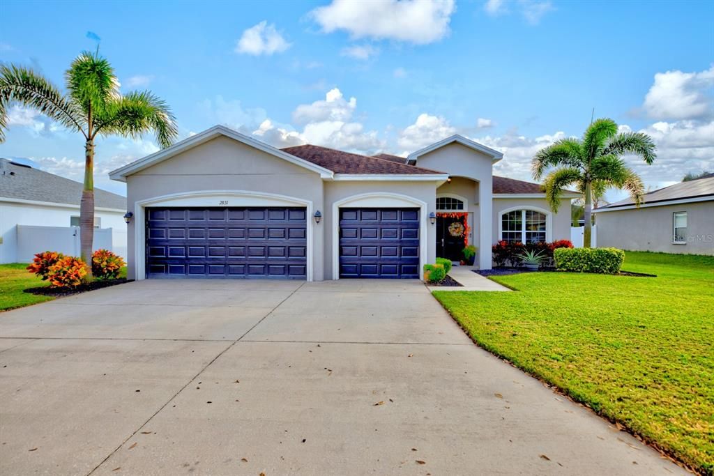 En Renta: $3,200 (4 camas, 3 baños, 2345 Pies cuadrados)