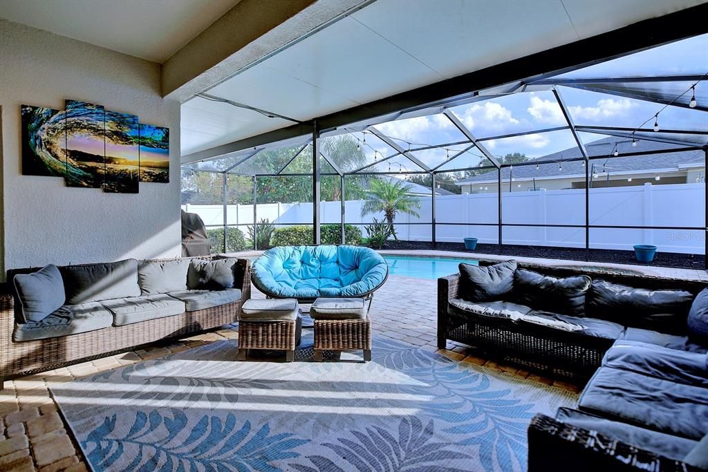 En Renta: $3,200 (4 camas, 3 baños, 2345 Pies cuadrados)