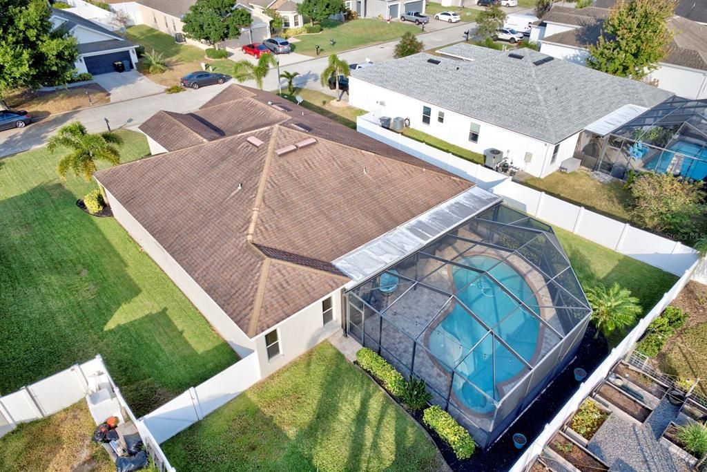 En Renta: $3,200 (4 camas, 3 baños, 2345 Pies cuadrados)