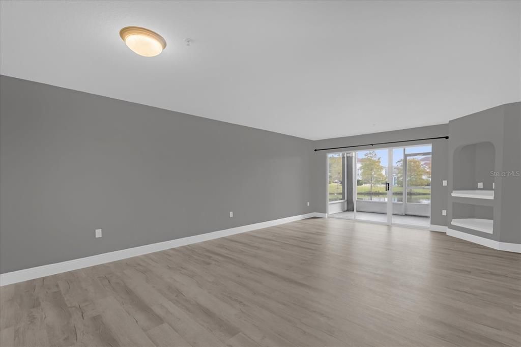 For Sale: $170,000 (1 beds, 1 baths, 861 Square Feet)