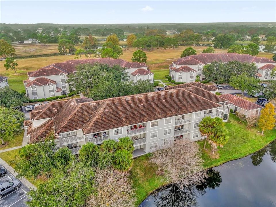 For Sale: $170,000 (1 beds, 1 baths, 861 Square Feet)