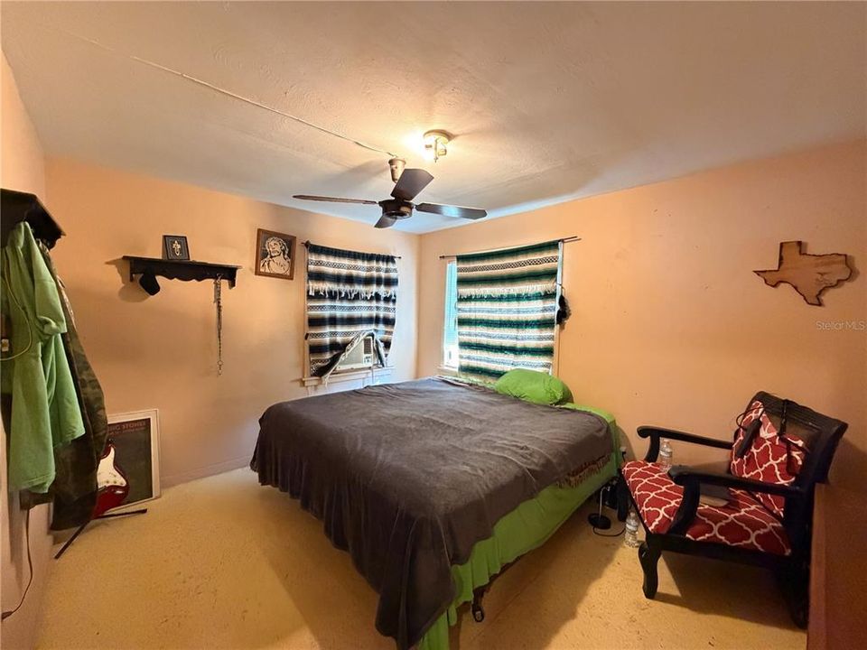 For Sale: $170,000 (4 beds, 2 baths, 1218 Square Feet)