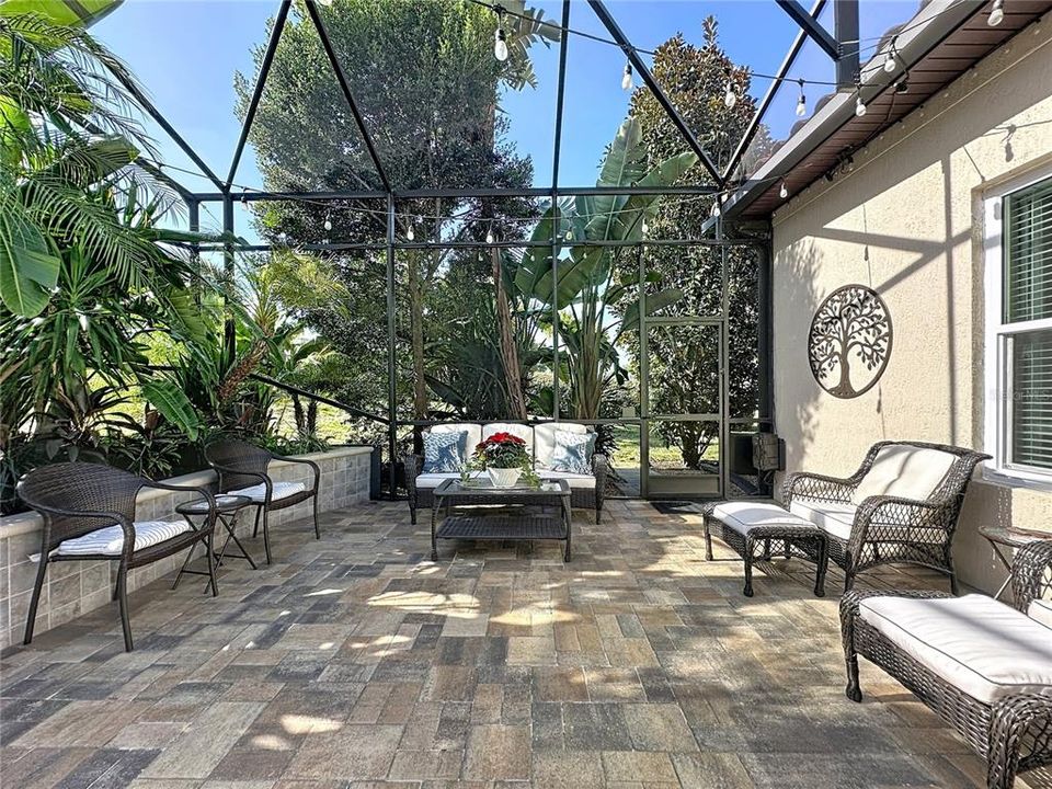 For Sale: $1,200,000 (4 beds, 3 baths, 4126 Square Feet)