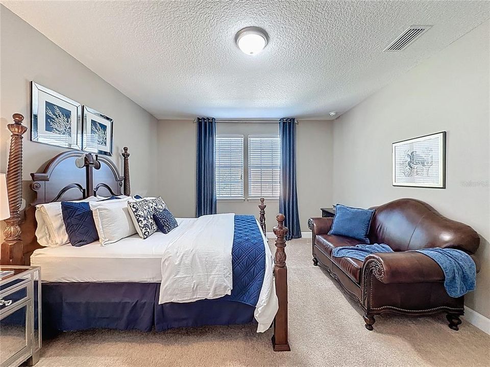 For Sale: $1,200,000 (4 beds, 3 baths, 4126 Square Feet)