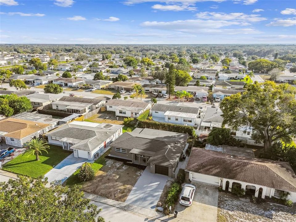 На продажу: $345,000 (3 спален, 2 ванн, 1502 Квадратных фут)