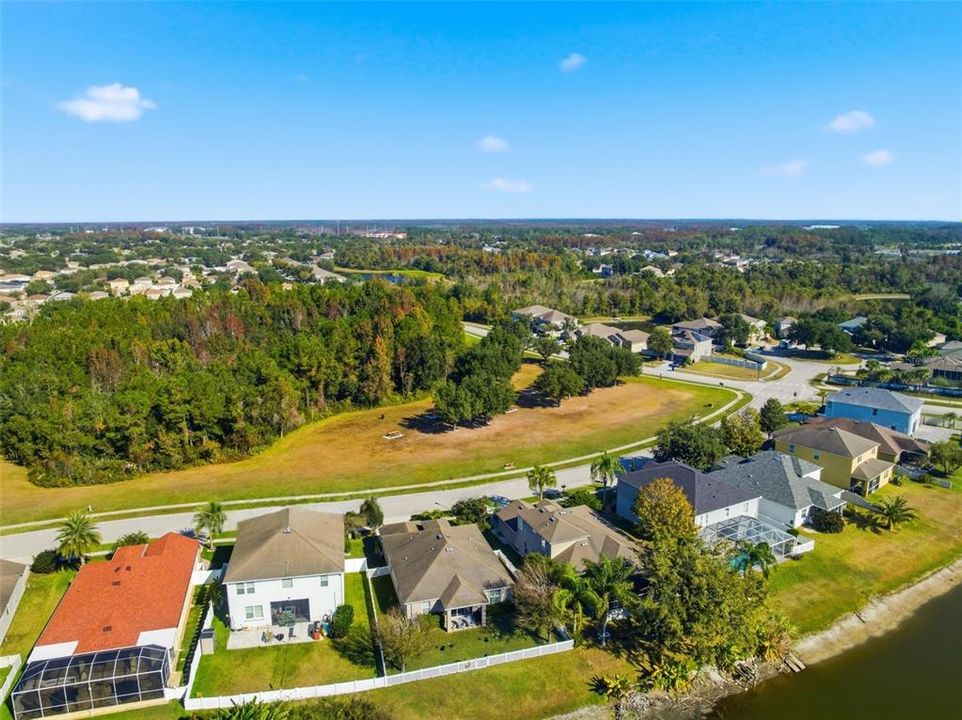 На продажу: $349,000 (4 спален, 2 ванн, 1805 Квадратных фут)