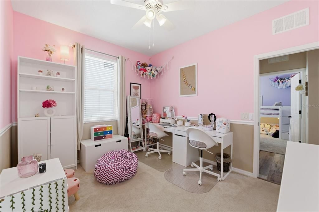 На продажу: $349,000 (4 спален, 2 ванн, 1805 Квадратных фут)