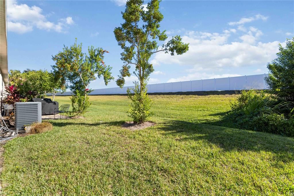 For Rent: $2,350 (3 beds, 2 baths, 2143 Square Feet)