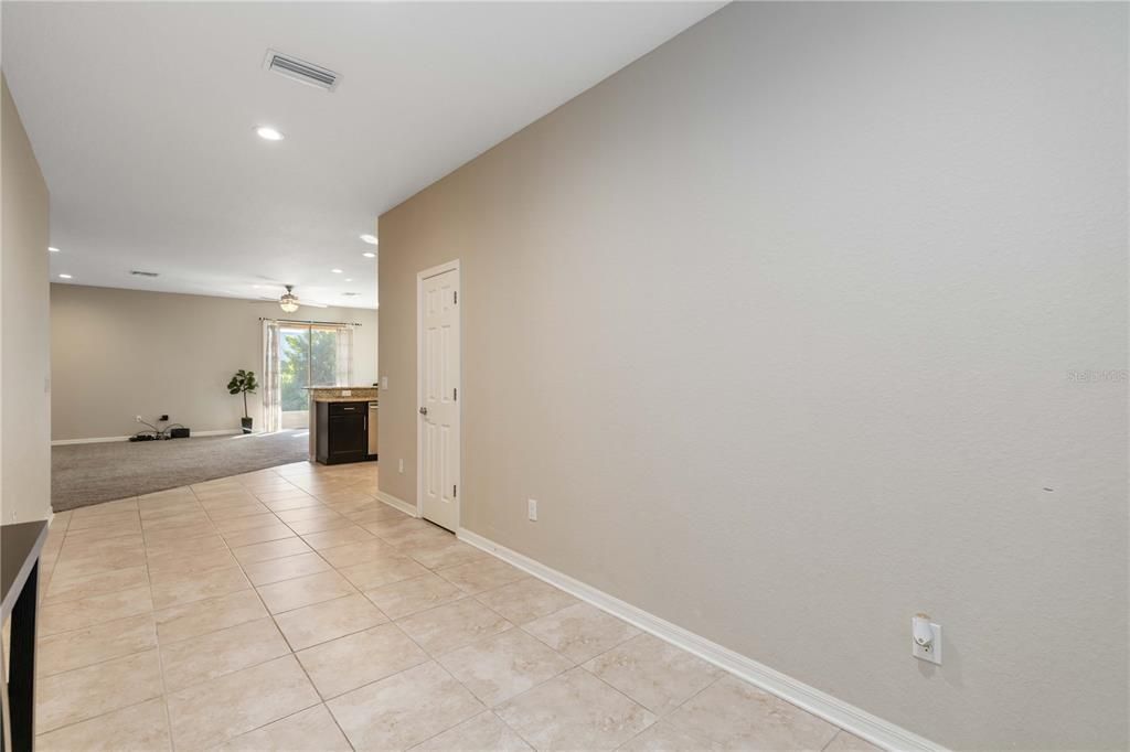 For Rent: $2,350 (3 beds, 2 baths, 2143 Square Feet)