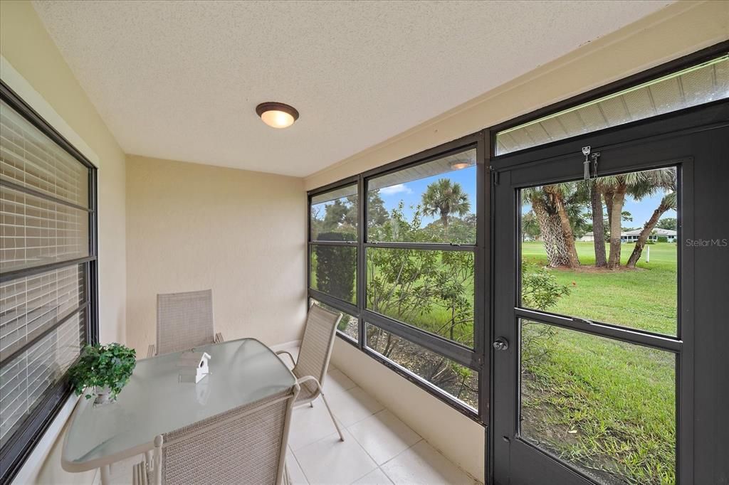 Active With Contract: $259,000 (2 beds, 2 baths, 1177 Square Feet)