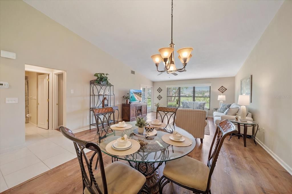 Active With Contract: $259,000 (2 beds, 2 baths, 1177 Square Feet)