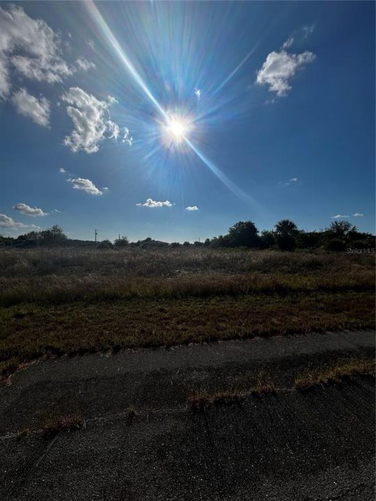 待售: $30,000 (0.23 acres)