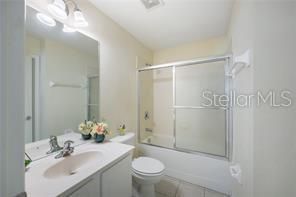 For Rent: $2,400 (3 beds, 2 baths, 1857 Square Feet)