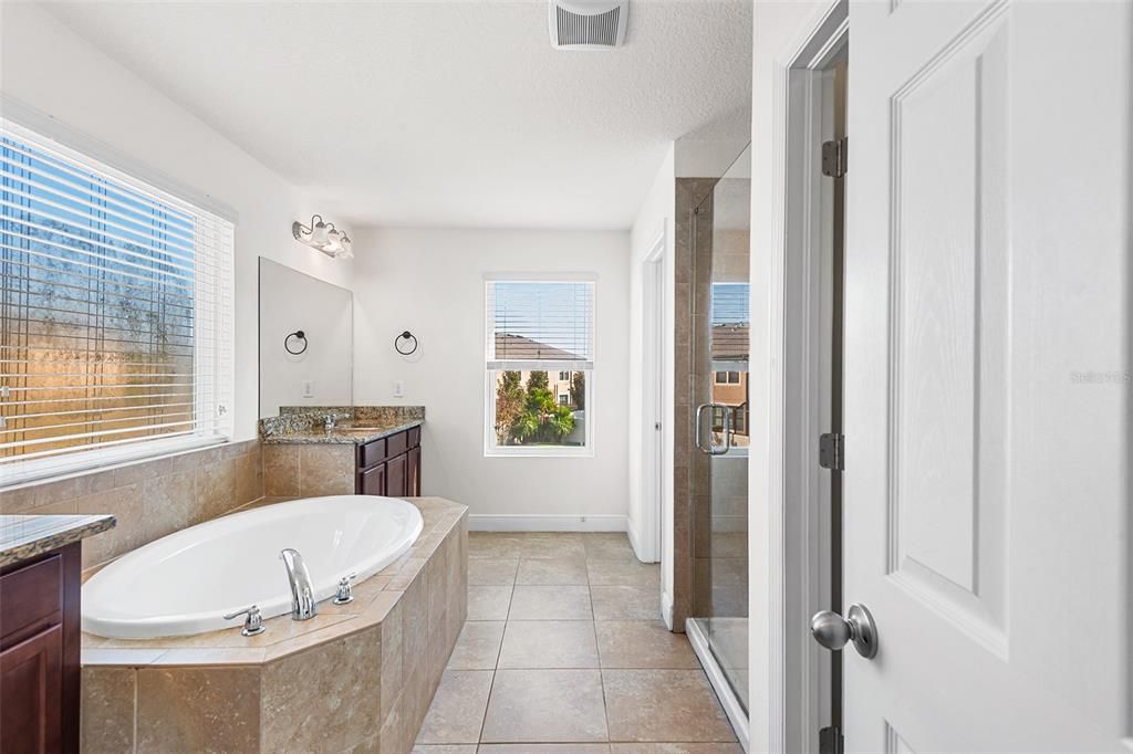 For Rent: $3,750 (4 beds, 3 baths, 2801 Square Feet)