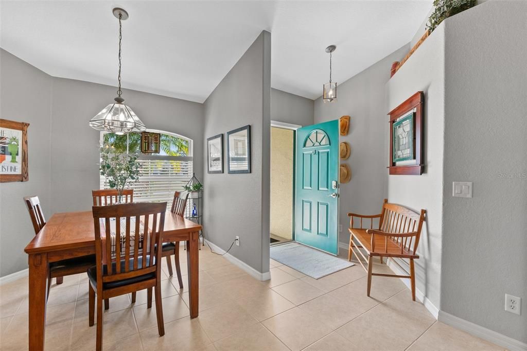 待售: $288,900 (3 贝兹, 2 浴室, 1384 平方英尺)