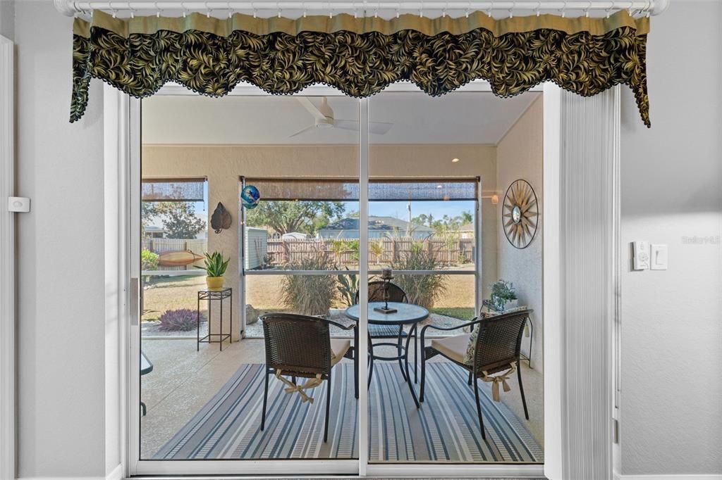 待售: $288,900 (3 贝兹, 2 浴室, 1384 平方英尺)