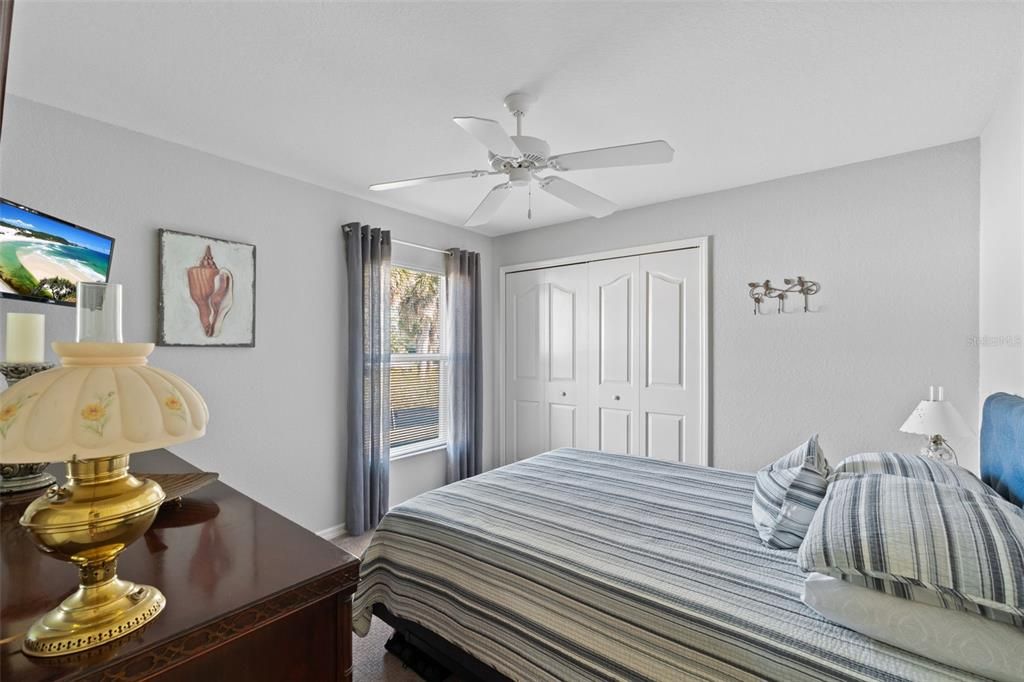 待售: $288,900 (3 贝兹, 2 浴室, 1384 平方英尺)