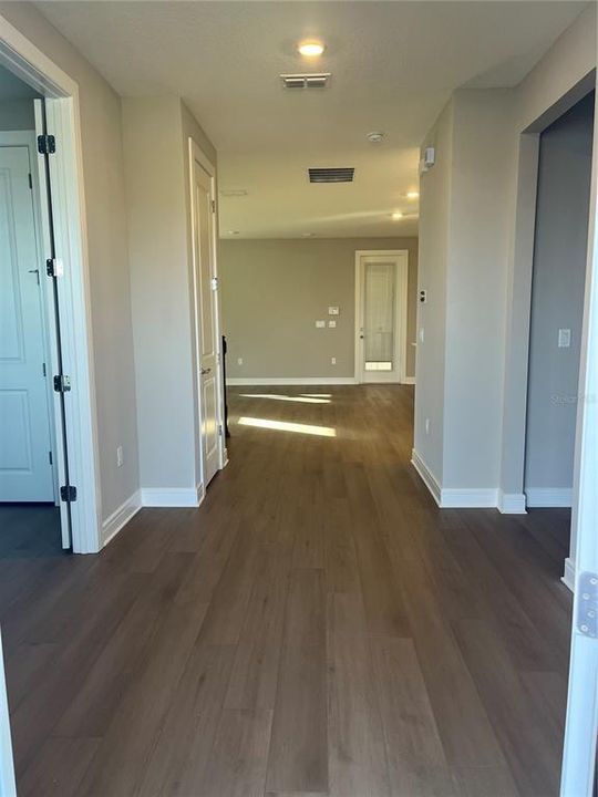 В аренду: $3,200 (5 спален, 3 ванн, 2895 Квадратных фут)