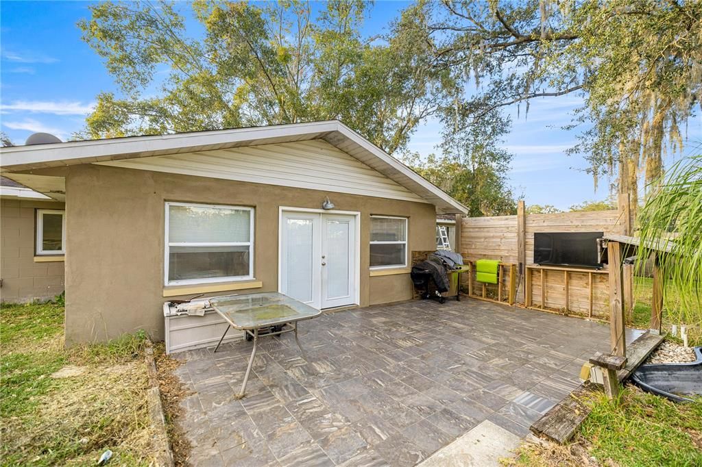 For Sale: $249,900 (3 beds, 2 baths, 1584 Square Feet)