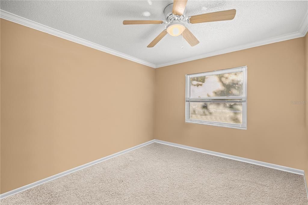 For Sale: $249,900 (3 beds, 2 baths, 1584 Square Feet)